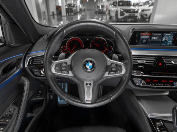 BMW 5 серии VII (G30/G31/G38) с пробегом 2019 года, цена 4 220 000 рублей, 57841 км, седан, Автокод Объявления