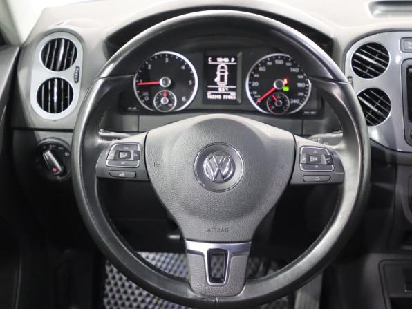Volkswagen Tiguan I Рестайлинг с пробегом 2015 года, цена 1 570 000 рублей, 160000 км, внедорожник, Автокод Объявления
