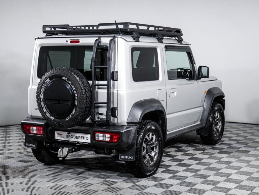 Suzuki Jimny IV Москва  - изображение 5