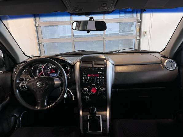 Suzuki Grand Vitara II Рестайлинг с пробегом 2011 года, цена 800 000 рублей, 316970 км, внедорожник, Автокод Объявления