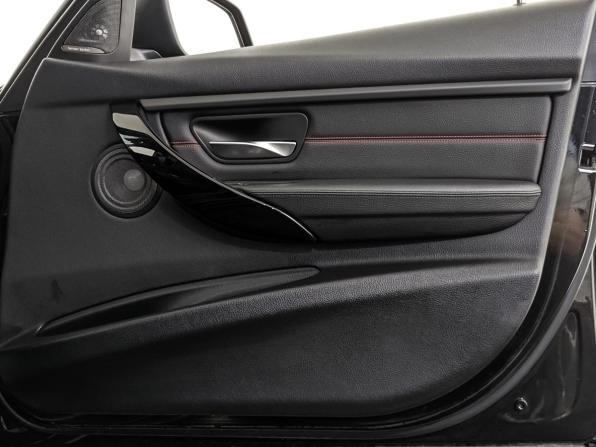 BMW 3 серии VI (F3x) Рестайлинг с пробегом 2018 года, цена 2 690 000 рублей, 99497 км, седан, Автокод Объявления