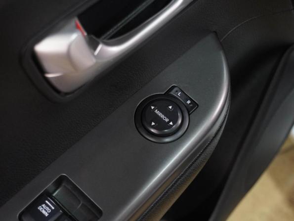 Kia Rio III Рестайлинг с пробегом 2016 года, цена 1 309 000 рублей, 93240 км, седан, Автокод Объявления