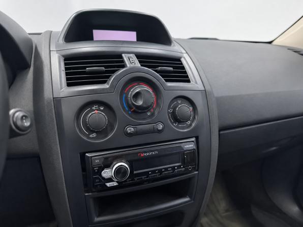 Renault Megane II Рестайлинг с пробегом 2008 года, цена 479 000 рублей, 186293 км, седан, Автокод Объявления