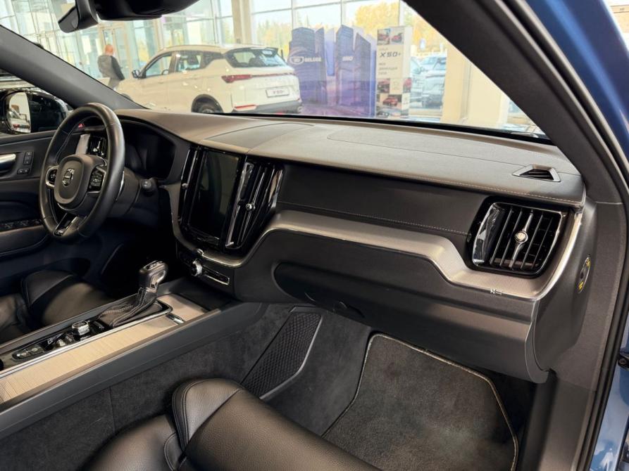 Volvo XC60 II Москва  - изображение 36