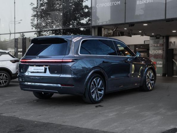 Li Auto (Lixiang) L9 I с пробегом 2023 года, цена 5 490 000 рублей, 76063 км, внедорожник, Автокод Объявления