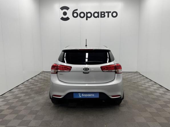 Kia Rio III Рестайлинг с пробегом 2016 года, цена 797 500 рублей, 165553 км, хэтчбек, Автокод Объявления