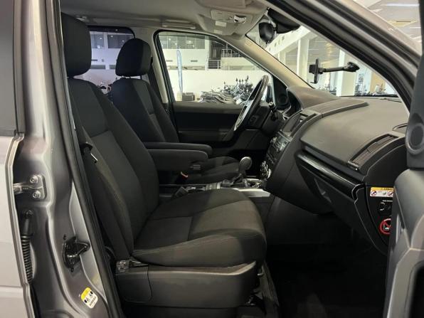 Land Rover Freelander II Рестайлинг 2 с пробегом 2014 года, цена 2 100 000 рублей, 147529 км, внедорожник, Автокод Объявления