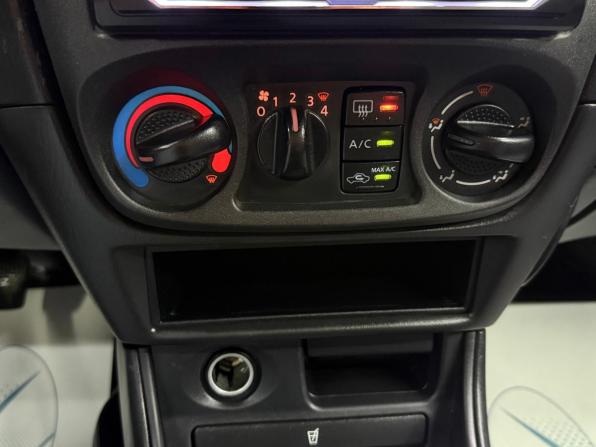 Nissan Almera II (N16) Рестайлинг с пробегом 2004 года, цена 280 000 рублей, 237670 км, седан, Автокод Объявления