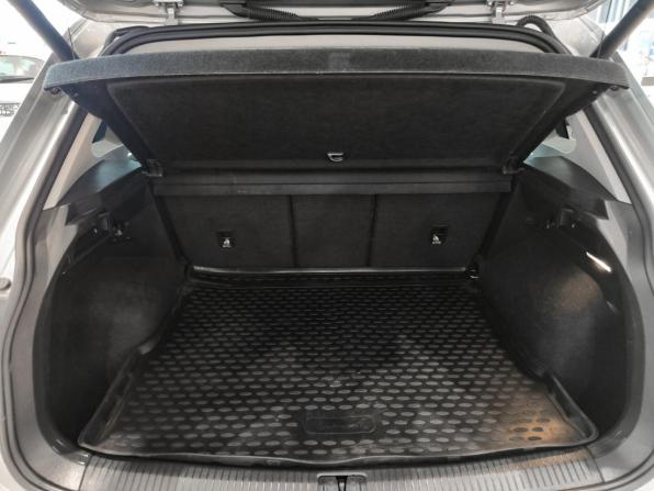 Volkswagen Tiguan II с пробегом 2018 года, цена 2 850 000 рублей, 130817 км, внедорожник, Автокод Объявления