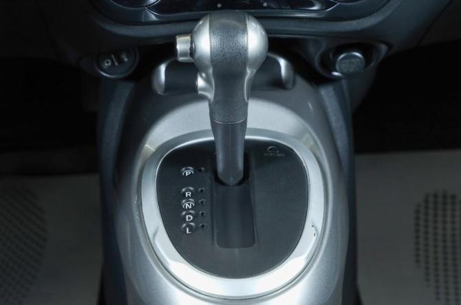 Nissan Juke I с пробегом 2012 года, цена 1 049 000 рублей, 113000 км, внедорожник, Автокод Объявления