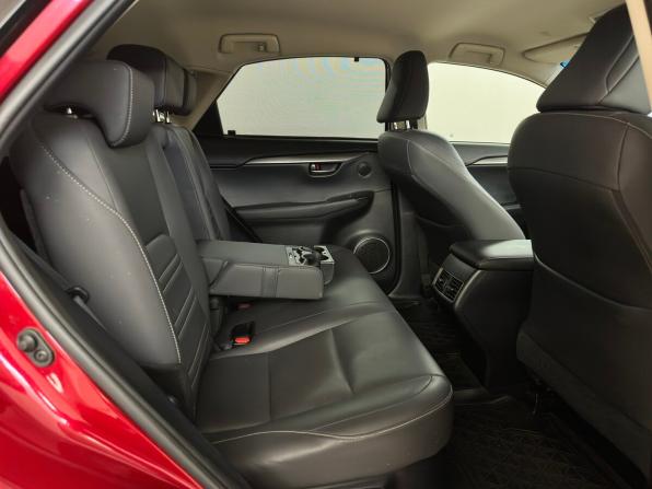 Lexus NX I Рестайлинг с пробегом 2019 года, цена 3 550 000 рублей, 121309 км, внедорожник, Автокод Объявления