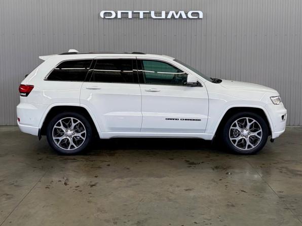 Jeep Grand Cherokee IV (WK2) Рестайлинг с пробегом 2021 года, цена 4 297 000 рублей, 37600 км, внедорожник, Автокод Объявления