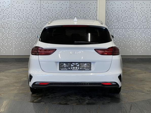 Kia Ceed III Рестайлинг с пробегом 2021 года, цена 1 010 000 рублей, 238650 км, универсал, Автокод Объявления