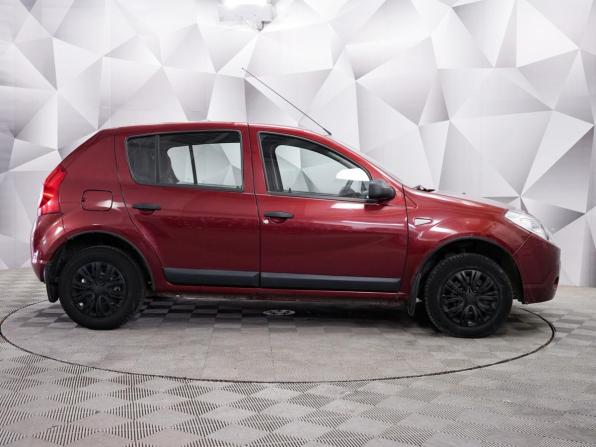 Renault Sandero I с пробегом 2013 года, цена 636 000 рублей, 71000 км, хэтчбек, Автокод Объявления