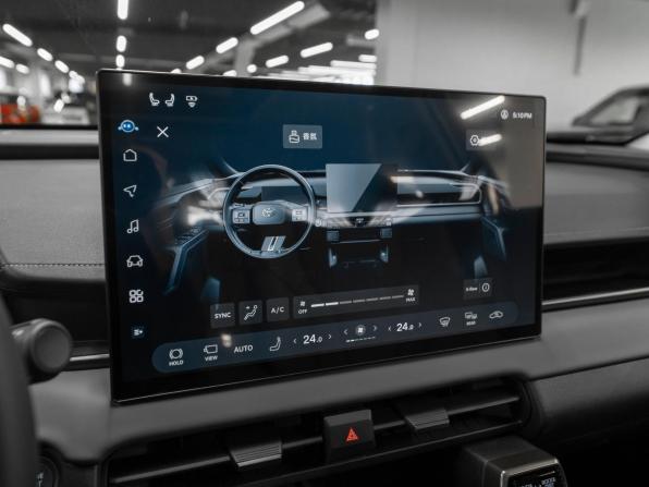 Toyota RAV4 VI (XA60) с пробегом 2026 года, цена 4 100 000 рублей, 11 км, внедорожник, Автокод Объявления