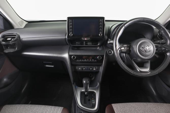 Toyota Yaris Cross с пробегом 2020 года, цена 1 649 000 рублей, 95550 км, внедорожник, Автокод Объявления