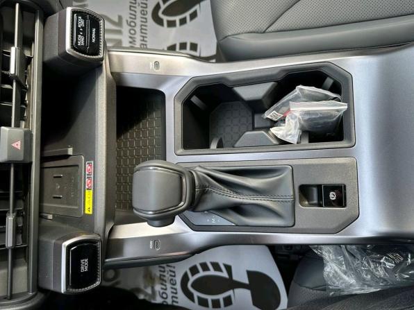 Toyota RAV4 VI (XA60) с пробегом 2025 года, цена 4 199 000 рублей, 10 км, внедорожник, Автокод Объявления