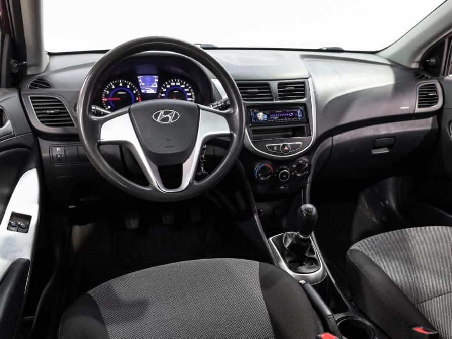 Hyundai Solaris I Ростов-на-Дону  - изображение 6