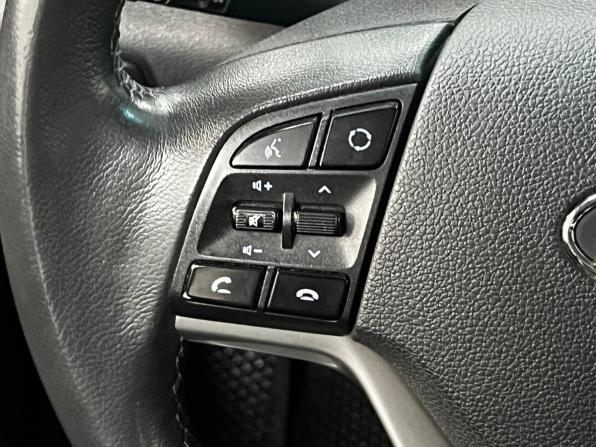 Hyundai Tucson III Рестайлинг с пробегом 2018 года, цена 2 100 000 рублей, 198936 км, внедорожник, Автокод Объявления