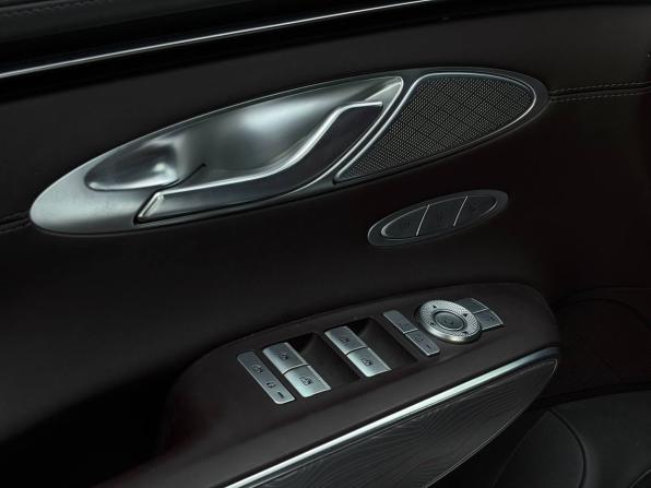 Genesis GV70 I с пробегом 2021 года, цена 4 850 000 рублей, 66000 км, внедорожник, Автокод Объявления