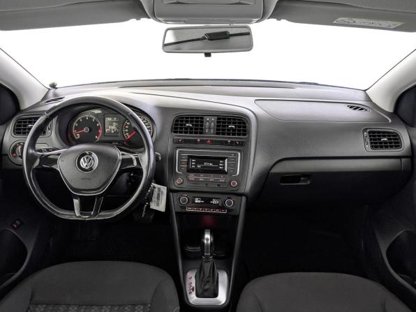 Volkswagen Polo V Рестайлинг с пробегом 2017 года, цена 1 250 000 рублей, 84394 км, седан, Автокод Объявления