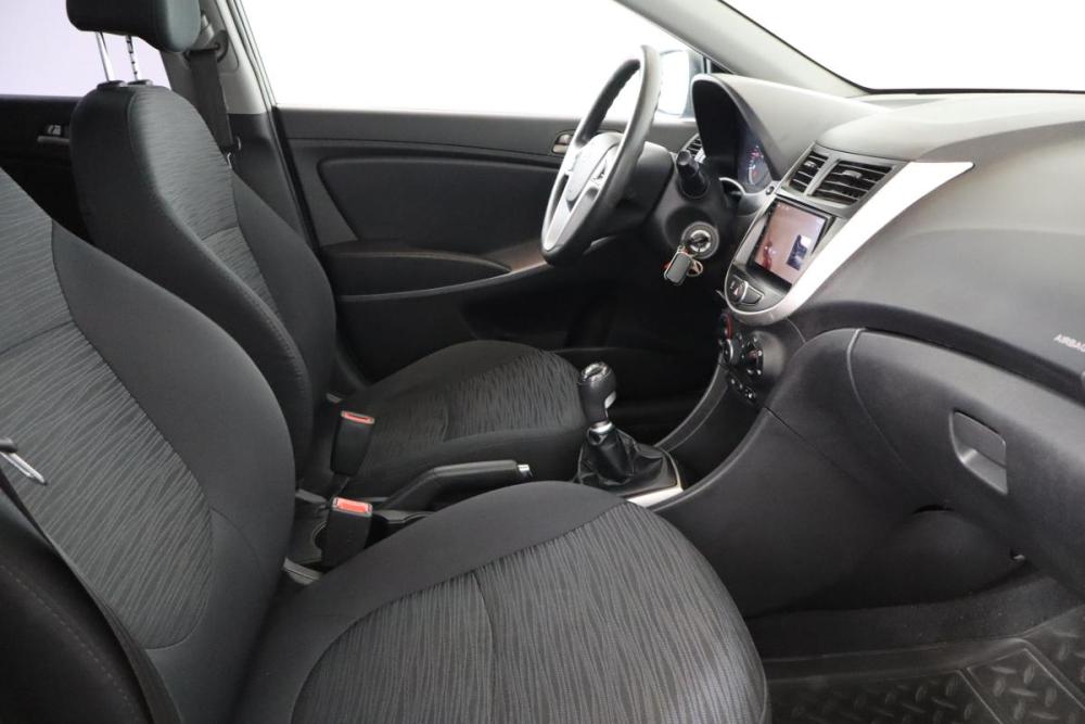 Hyundai Solaris I Рестайлинг Санкт-Петербург  - изображение 10