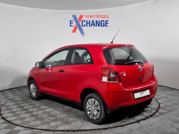 Toyota Yaris II Рестайлинг с пробегом 2010 года, цена 549 000 рублей, 136909 км, хэтчбек, Автокод Объявления