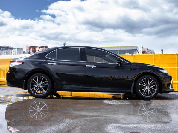 Toyota Camry VIII (XV70) Рестайлинг с пробегом 2021 года, цена 3 675 375 рублей, 123000 км, седан, Автокод Объявления