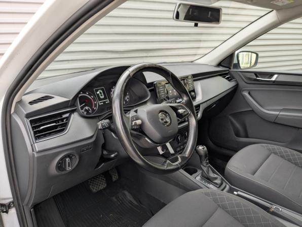 Skoda Rapid II с пробегом 2021 года, цена 1 180 000 рублей, 181183 км, лифтбек, Автокод Объявления