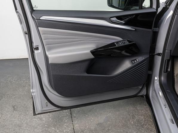 Volkswagen ID.4 с пробегом 2023 года, цена 3 649 000 рублей, 20996 км, внедорожник, Автокод Объявления