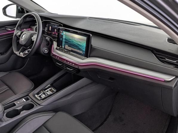 Skoda Octavia IV (A8) с пробегом 2023 года, цена 2 855 000 рублей, 59026 км, лифтбек, Автокод Объявления