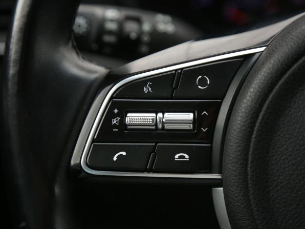 Kia Sportage IV Рестайлинг с пробегом 2019 года, цена 2 292 000 рублей, 83000 км, внедорожник, Автокод Объявления