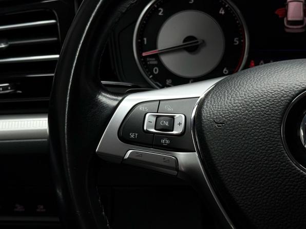 Volkswagen Touareg III с пробегом 2020 года, цена 4 299 000 рублей, 206221 км, внедорожник, Автокод Объявления