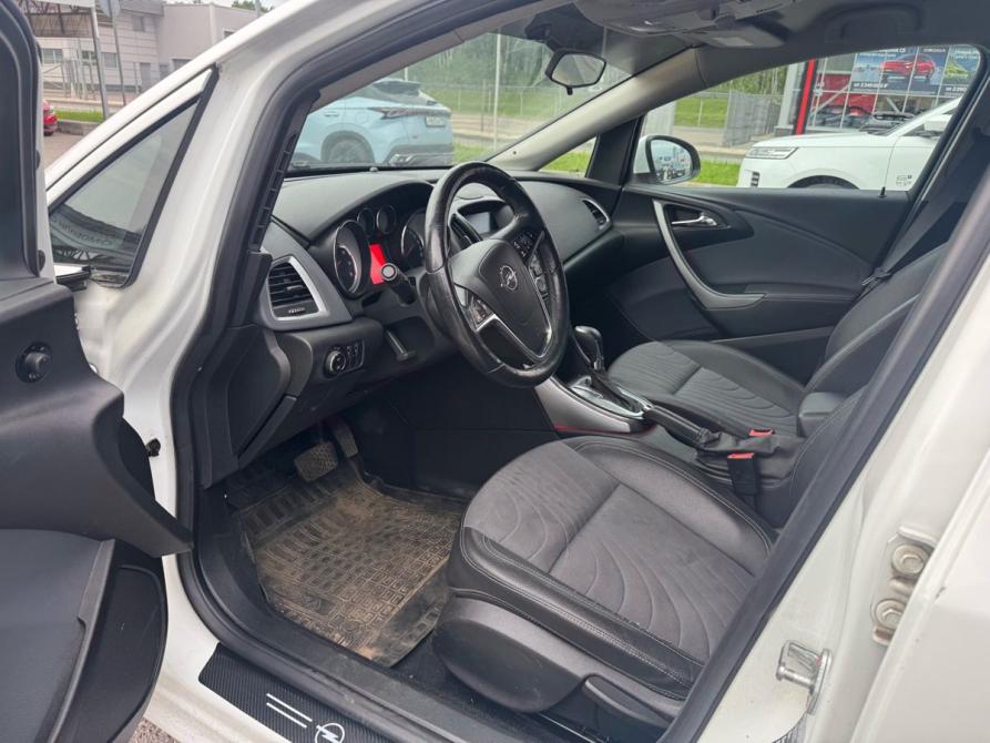 Opel Astra J Рестайлинг Санкт-Петербург  - изображение 5