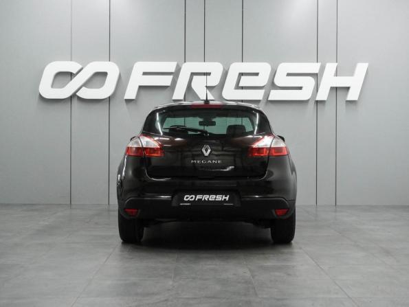Renault Megane III Рестайлинг 2 с пробегом 2014 года, цена 799 000 рублей, 238634 км, хэтчбек, Автокод Объявления