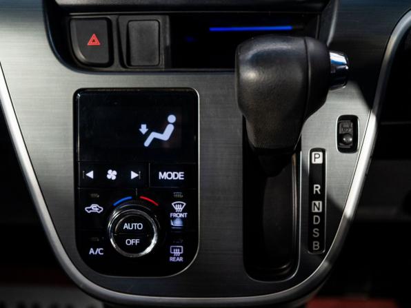 Daihatsu Move VI с пробегом 2016 года, цена 665 000 рублей, 193003 км, микровэн, Автокод Объявления