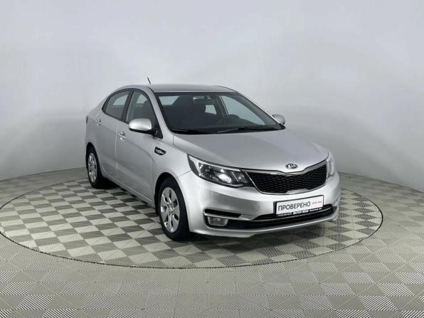 Kia Rio III Рестайлинг с пробегом 2017 года, цена 879 000 рублей, 148700 км, седан, Автокод Объявления