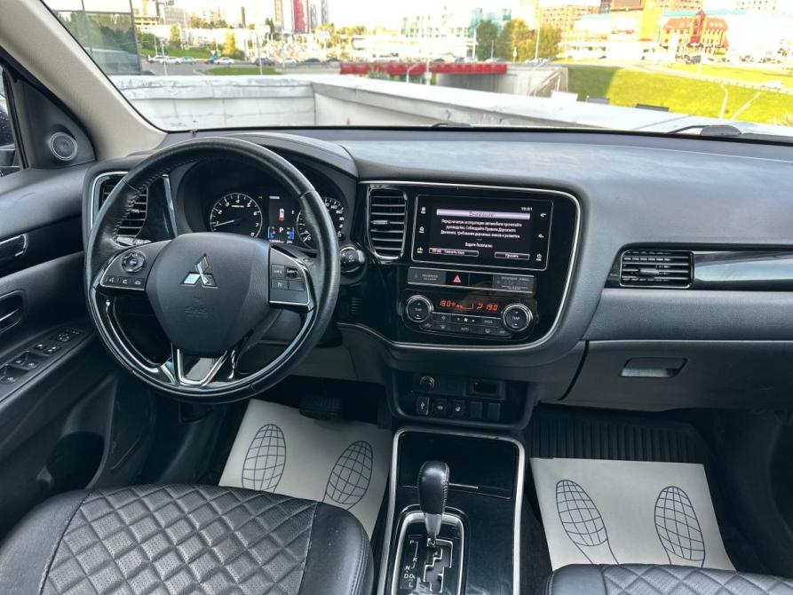 Mitsubishi Outlander III Рестайлинг 3 Уфа  - изображение 10