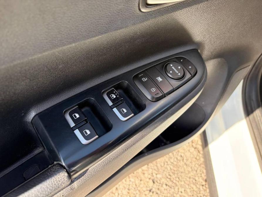 Kia Rio IV Санкт-Петербург  - изображение 13