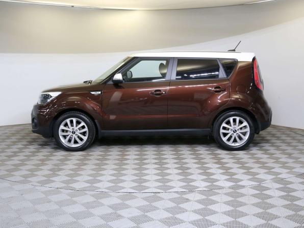 Kia Soul II Рестайлинг с пробегом 2018 года, цена 1 590 000 рублей, 62000 км, хэтчбек, Автокод Объявления