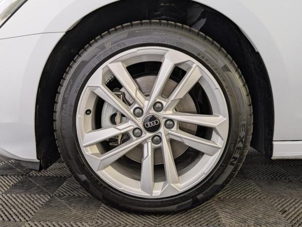 Audi A3 IV (8Y) с пробегом 2022 года, цена 3 477 000 рублей, 12734 км, седан, Автокод Объявления