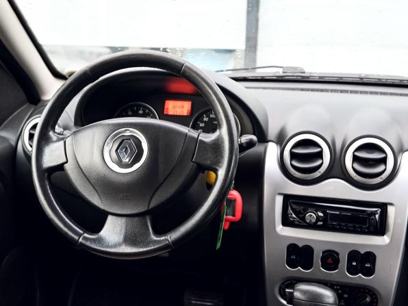 Renault Sandero I с пробегом 2012 года, цена 679 000 рублей, 150200 км, хэтчбек, Автокод Объявления