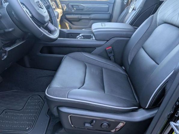 Ram 1500 V Рестайлинг с пробегом 2026 года, цена 10 990 000 рублей, 33 км, offers.body_type.unknown, Автокод Объявления