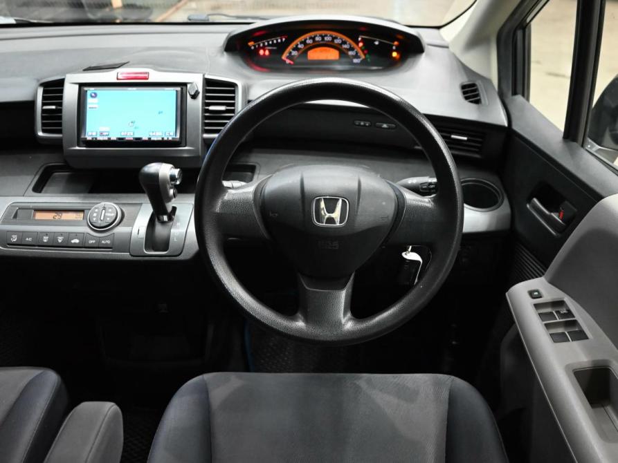Honda Freed I Екатеринбург  - изображение 13