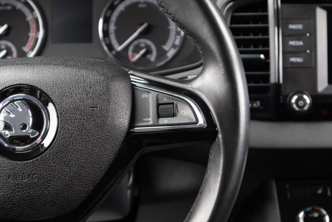 Skoda Karoq I с пробегом 2020 года, цена 2 189 000 рублей, 84555 км, внедорожник, Автокод Объявления