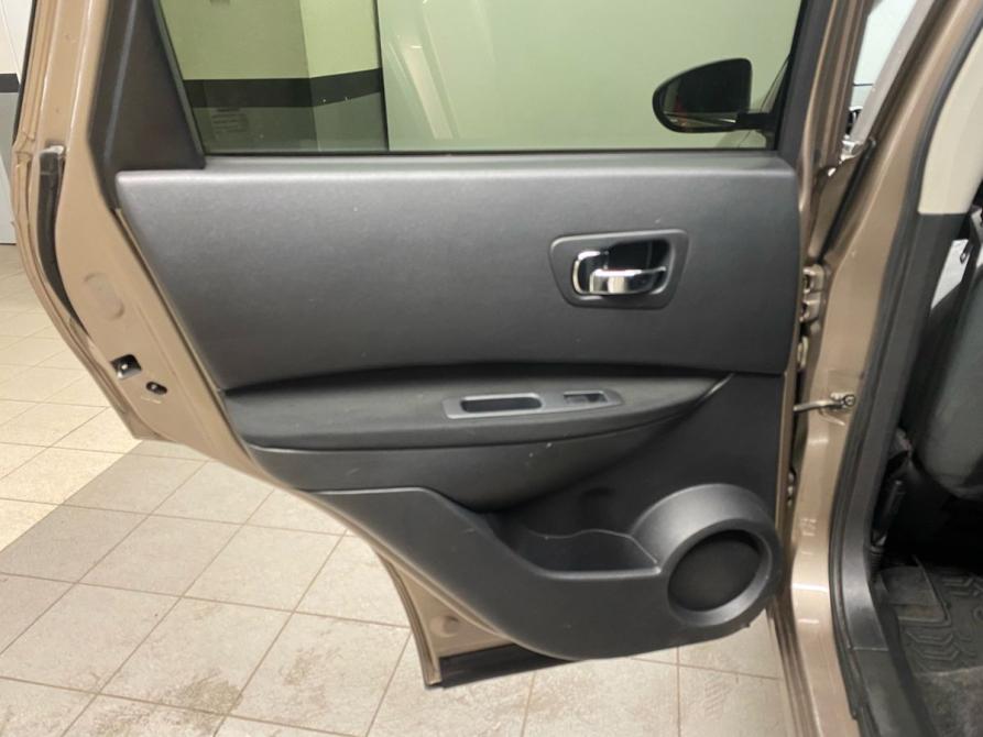 Nissan Qashqai I Рестайлинг Санкт-Петербург  - изображение 18