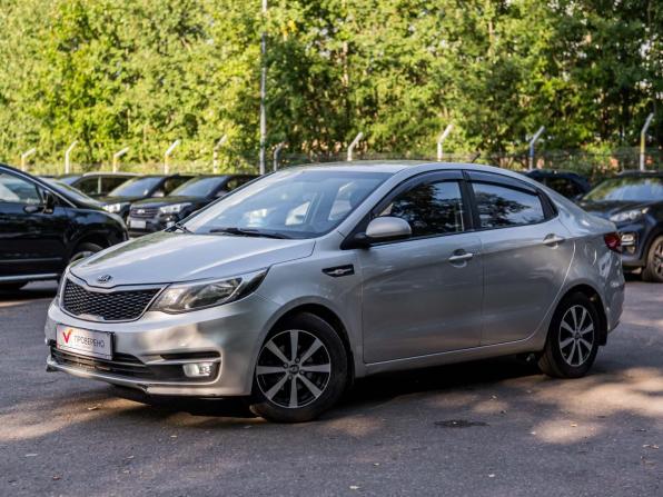 Kia Rio III Рестайлинг с пробегом 2016 года, цена 882 000 рублей, 183712 км, седан, Автокод Объявления