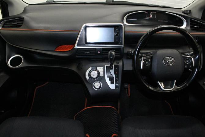 Toyota Sienta II с пробегом 2016 года, цена 1 259 000 рублей, 147870 км, минивэн, Автокод Объявления