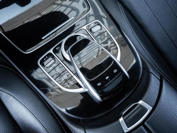 Mercedes-Benz E-Класс V (W213 S213 C238) с пробегом 2016 года, цена 2 922 000 рублей, 164856 км, седан, Автокод Объявления