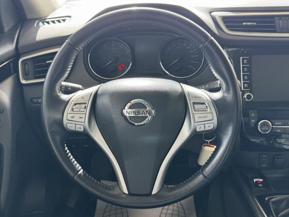 Nissan Qashqai II с пробегом 2017 года, цена 1 350 000 рублей, 144247 км, внедорожник, Автокод Объявления